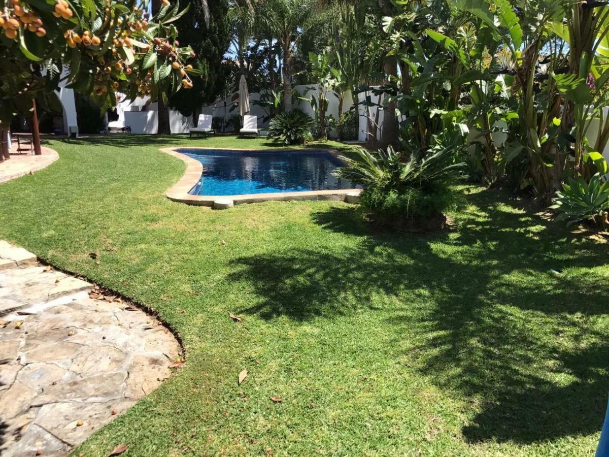 Villa With Heated Pool And Jacuzzi Close To Puerto Banus And Beach Естепона Екстер'єр фото