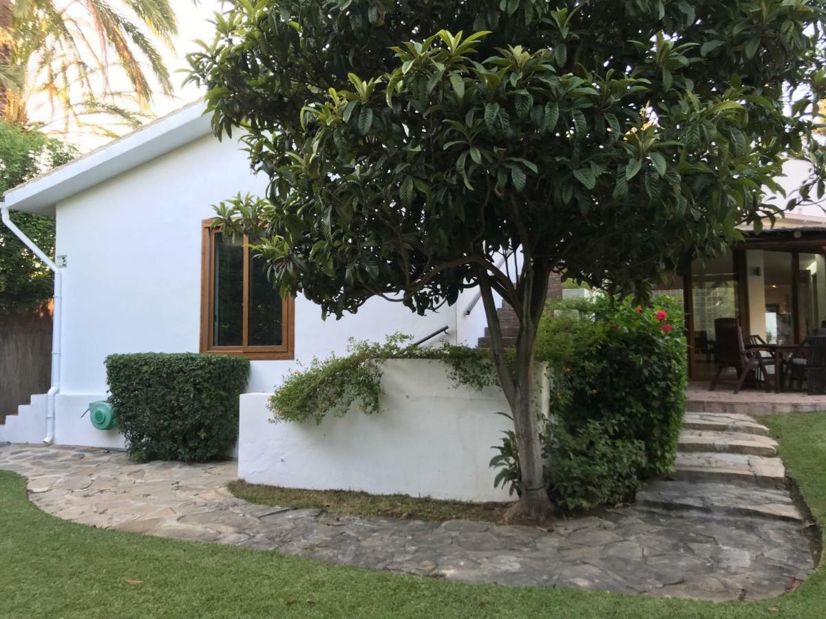 Villa With Heated Pool And Jacuzzi Close To Puerto Banus And Beach Естепона Екстер'єр фото