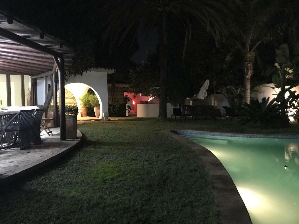 Villa With Heated Pool And Jacuzzi Close To Puerto Banus And Beach Естепона Екстер'єр фото