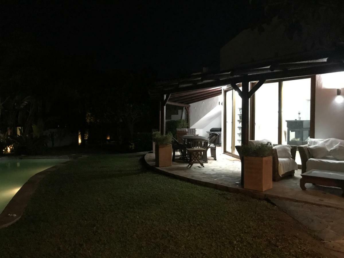 Villa With Heated Pool And Jacuzzi Close To Puerto Banus And Beach Естепона Екстер'єр фото