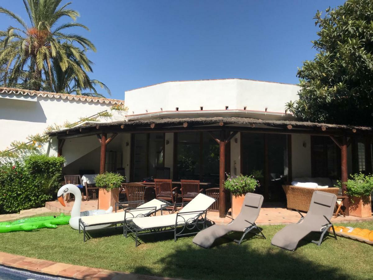 Villa With Heated Pool And Jacuzzi Close To Puerto Banus And Beach Естепона Екстер'єр фото